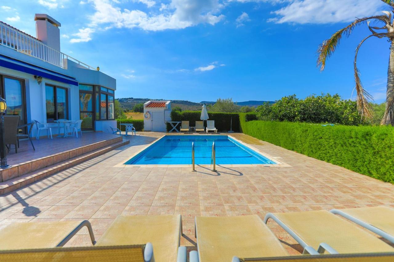 Villa Stavriella Lachi Buitenkant foto