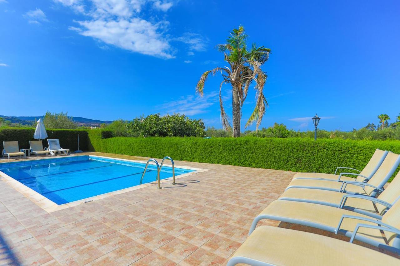 Villa Stavriella Lachi Buitenkant foto