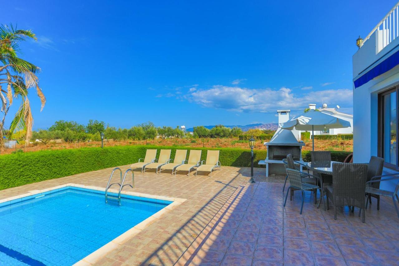 Villa Stavriella Lachi Buitenkant foto